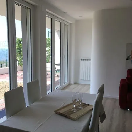Amare * Τεργέστη